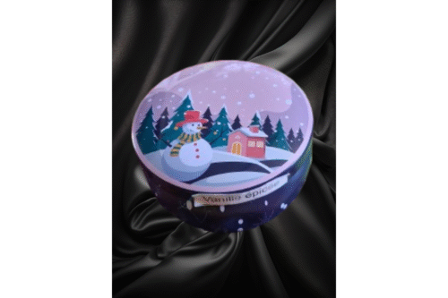 Boîte décorative de Noël fermée, vue de côté