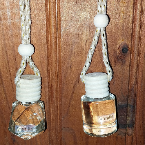 Suspension voiture parfum vanille