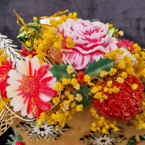 Le Traîneau du Renne Doré & Son Bouquet Fleuri